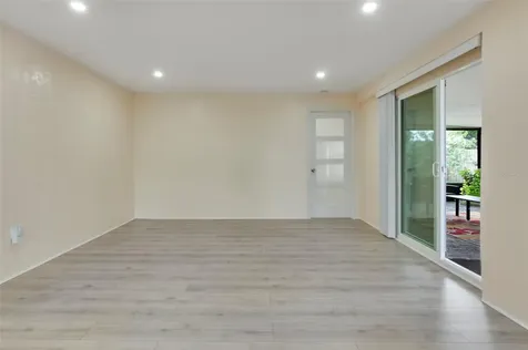 11452 81st Place Seminole FL 33772