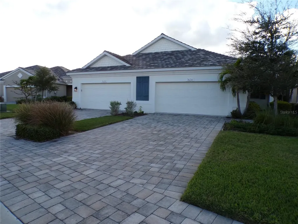 7624 Registrar Way Sarasota FL 34243