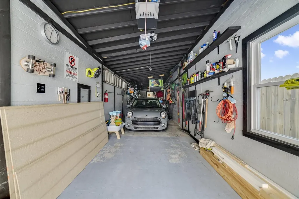 424 Pelican Avenue Daytona Beach FL 32118