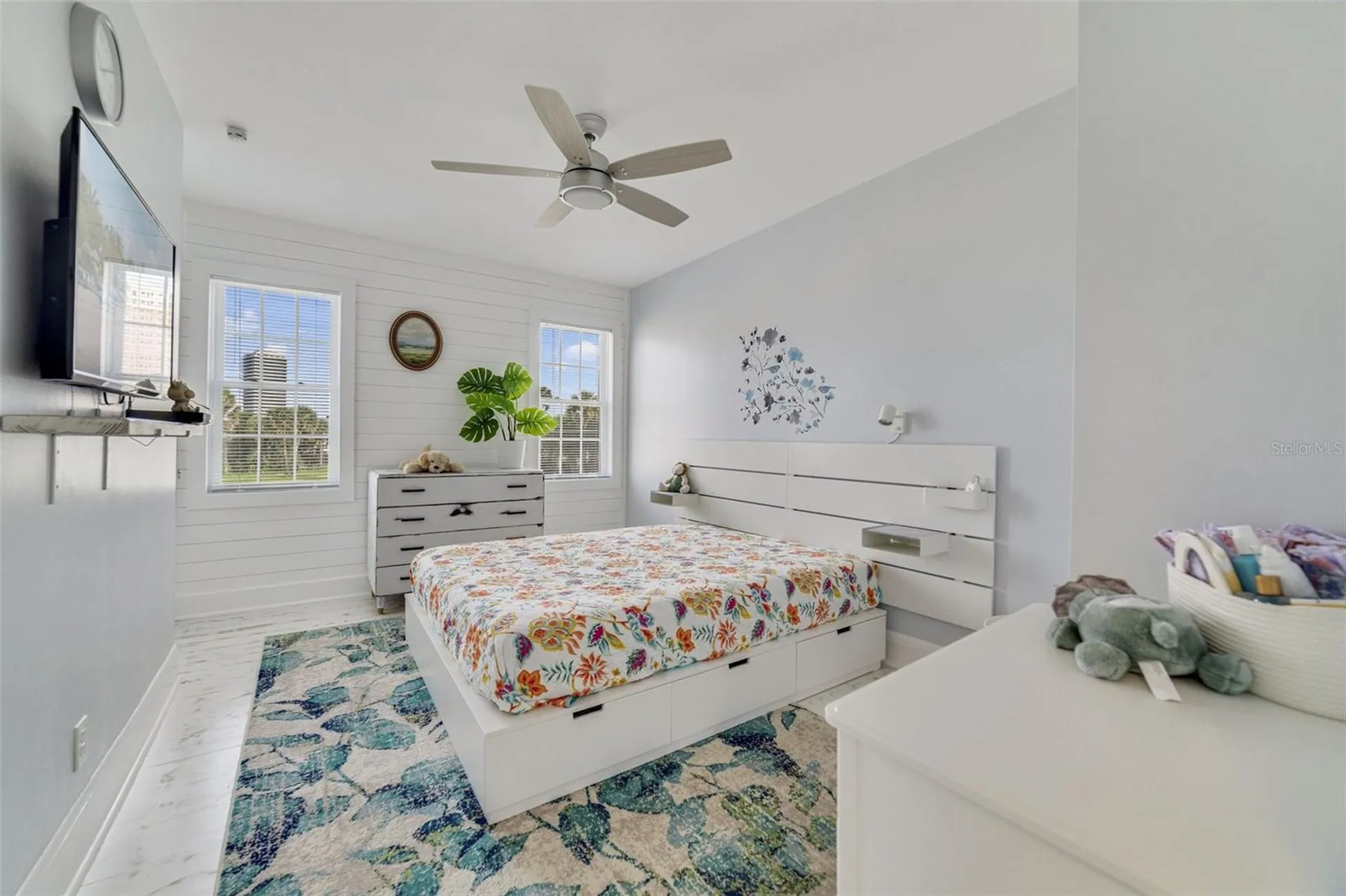 424 Pelican Avenue Daytona Beach FL 32118