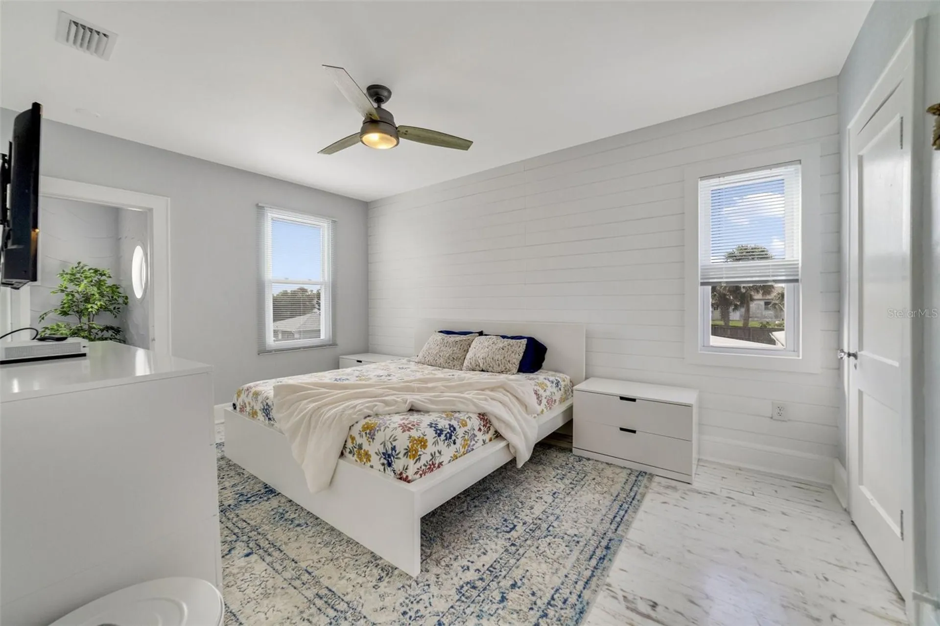 424 Pelican Avenue Daytona Beach FL 32118