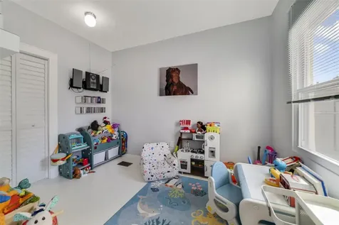 424 Pelican Avenue Daytona Beach FL 32118