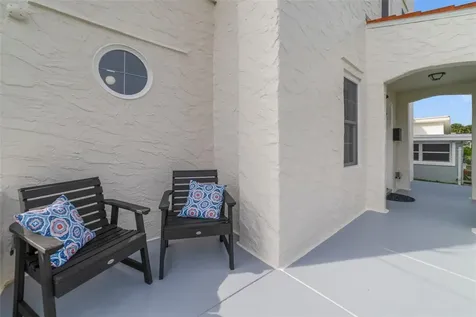 424 Pelican Avenue Daytona Beach FL 32118