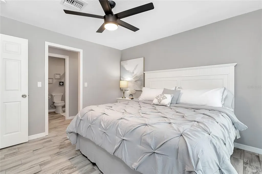 60 Golfview Road Rotonda West FL 33947