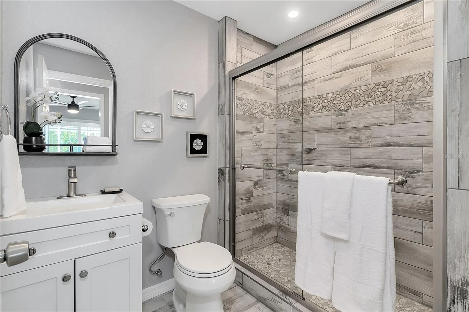60 Golfview Road Rotonda West FL 33947