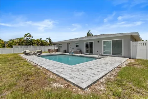 60 Golfview Road Rotonda West FL 33947