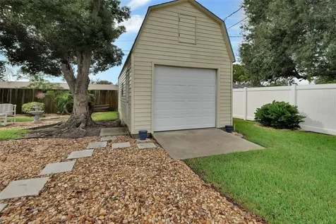 917 Lemon Road South Daytona FL 32119