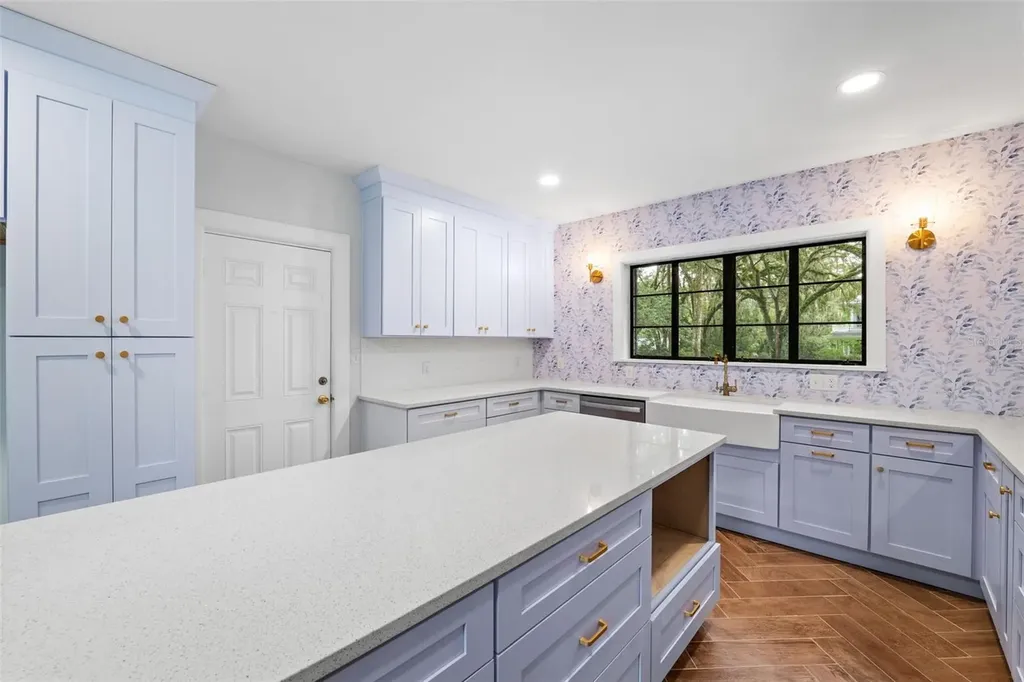 321 S Brooksville Avenue Brooksville FL 34601