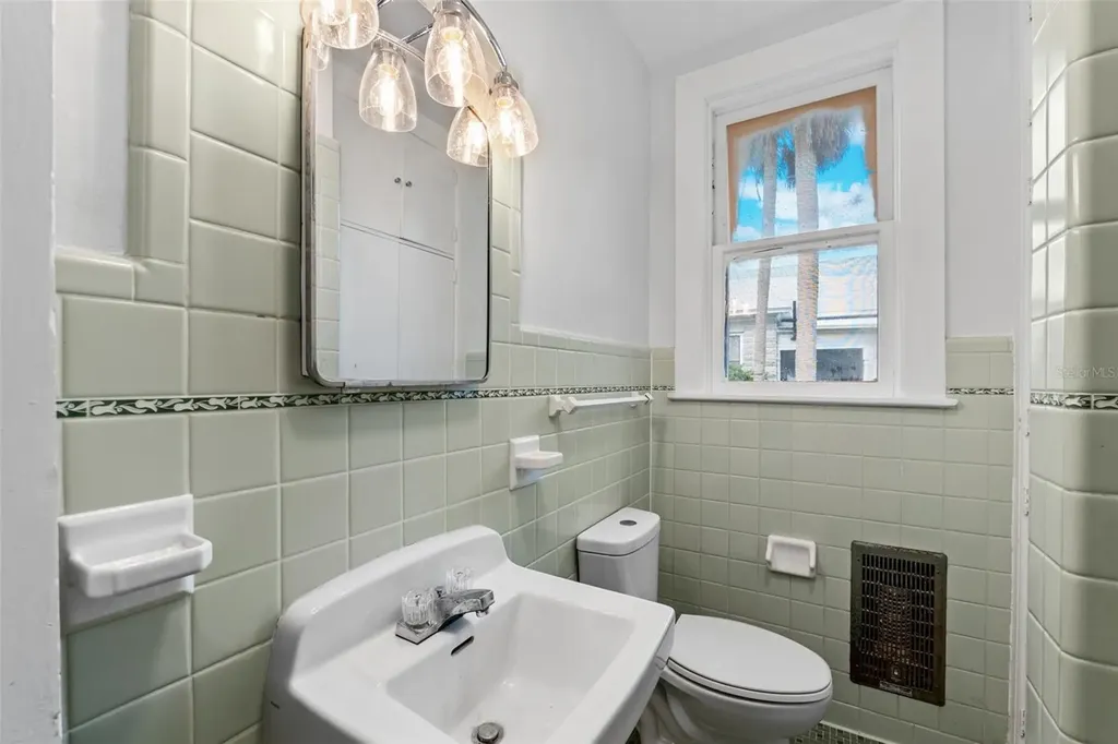 321 S Brooksville Avenue Brooksville FL 34601