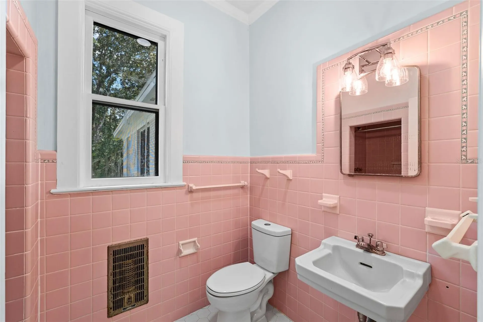 321 S Brooksville Avenue Brooksville FL 34601