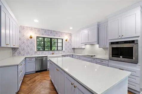 321 S Brooksville Avenue Brooksville FL 34601