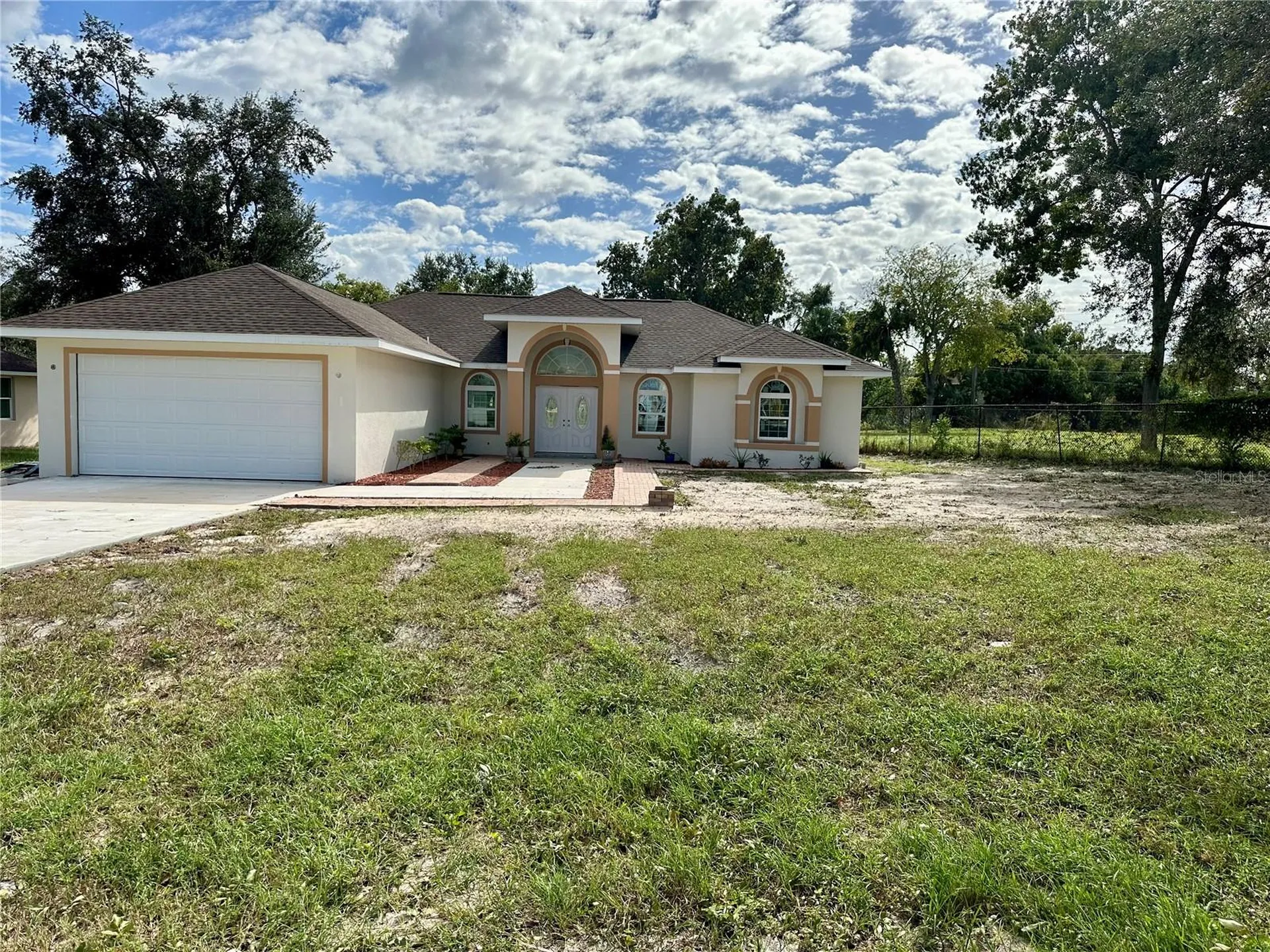 17271 E Peggy Avenue Avenue Mount Dora FL 32757