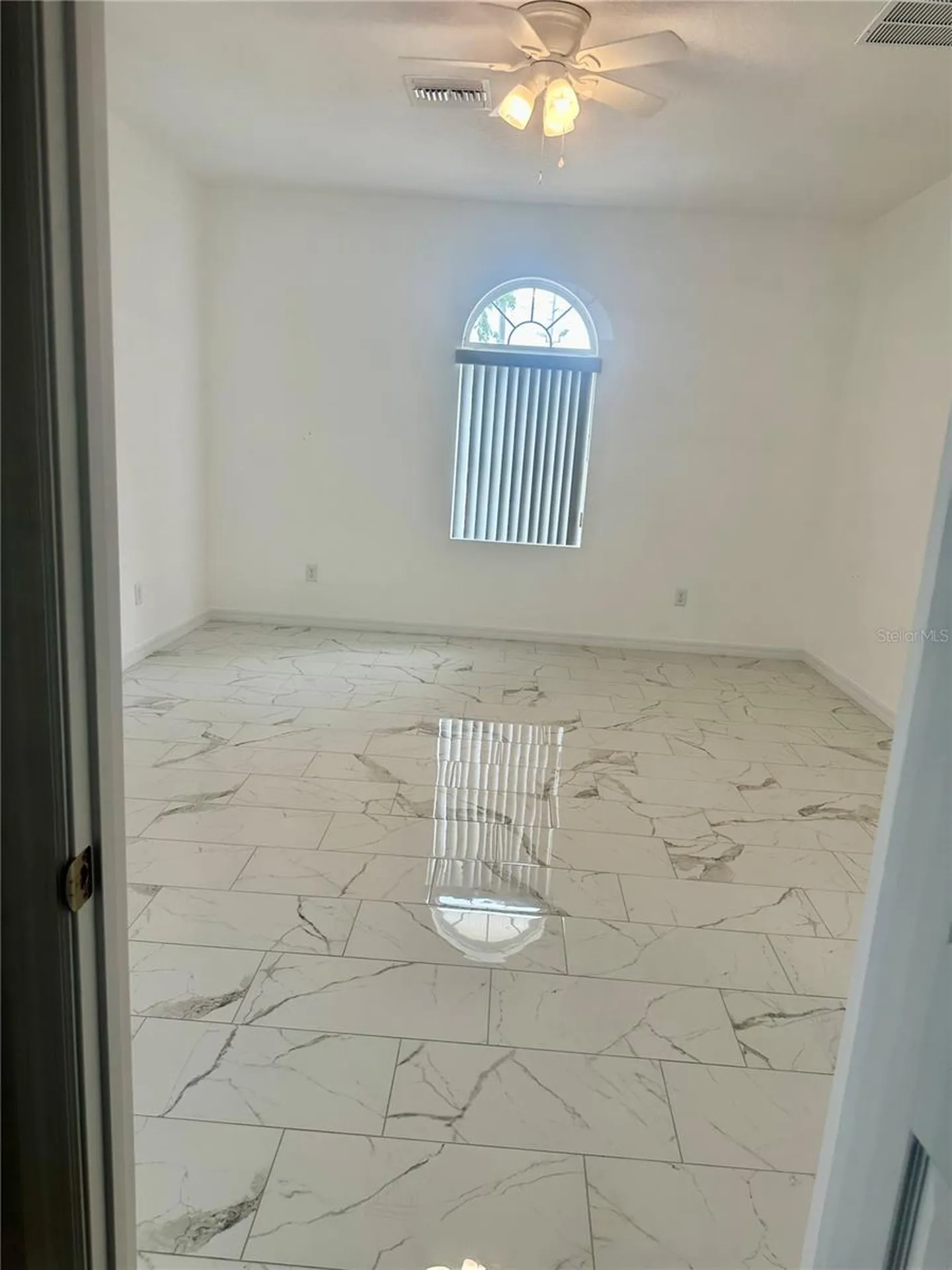 17271 E Peggy Avenue Avenue Mount Dora FL 32757