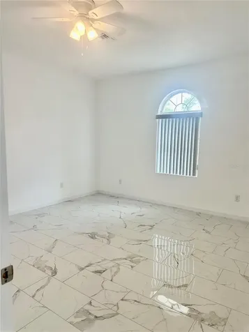 17271 E Peggy Avenue Avenue Mount Dora FL 32757