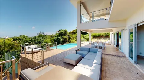 52 Las Vistas De Rio Mar Rio Grande PR 00745