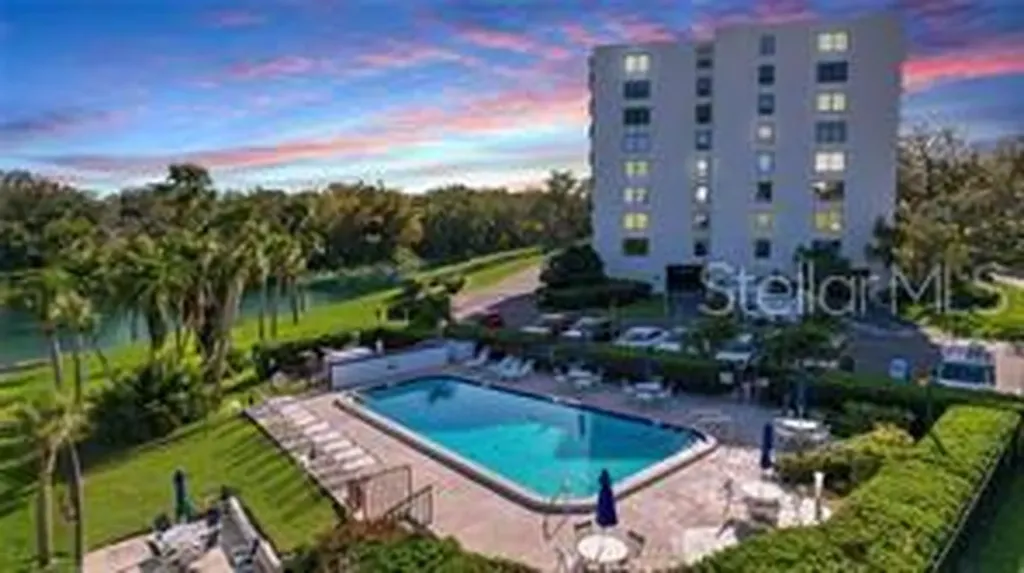 220 Belleview Boulevard Belleair FL 33756
