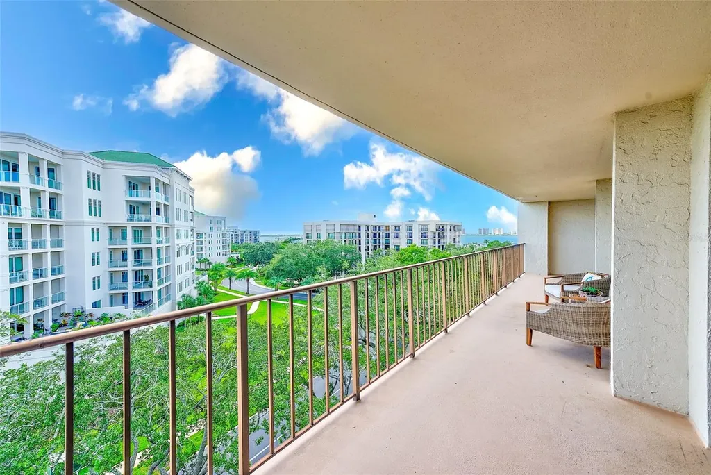 220 Belleview Boulevard Belleair FL 33756