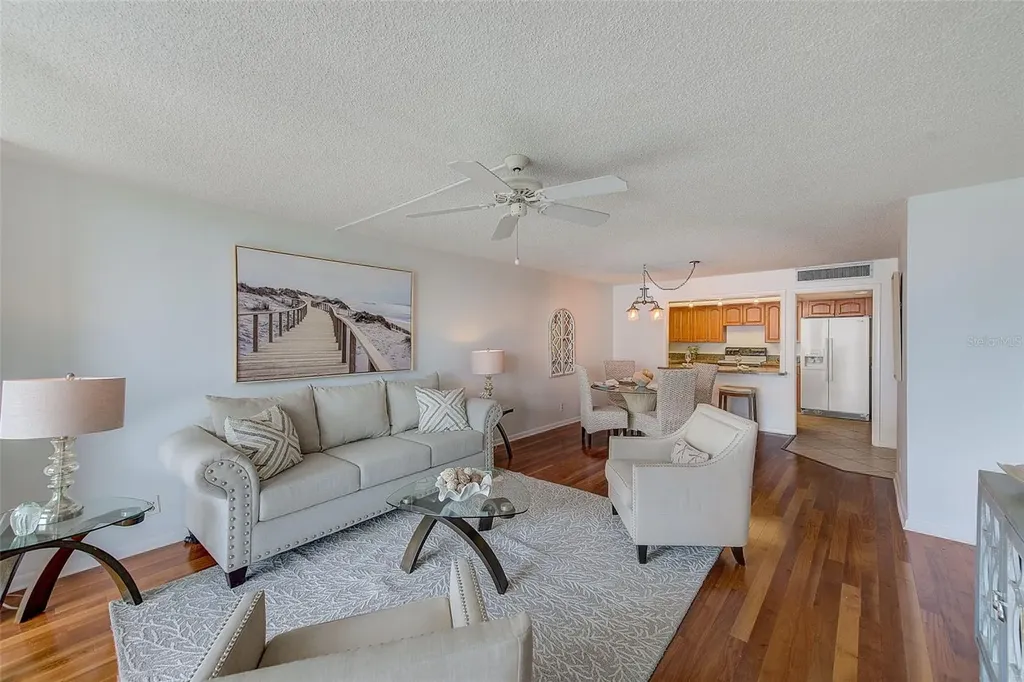 220 Belleview Boulevard Belleair FL 33756
