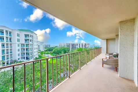 220 Belleview Boulevard Belleair FL 33756