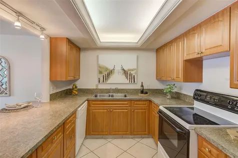 220 Belleview Boulevard Belleair FL 33756