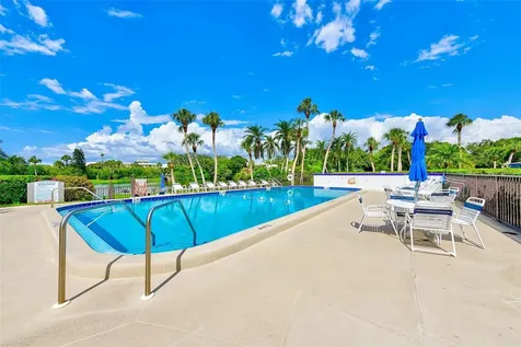 220 Belleview Boulevard Belleair FL 33756