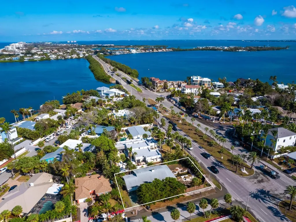 335 Arthur Drive Sarasota FL 34236