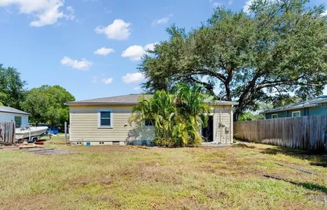 754 59th Avenue NE St Petersburg FL 33703