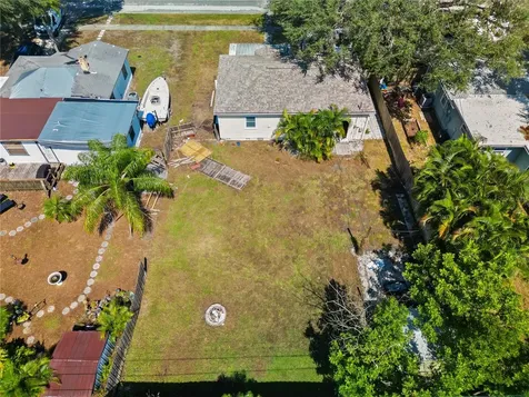 754 59th Avenue NE St Petersburg FL 33703