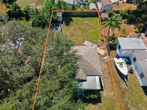 754 59th Avenue NE St Petersburg FL 33703