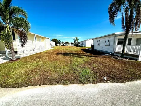15 Flores Drive Palmetto FL 34221