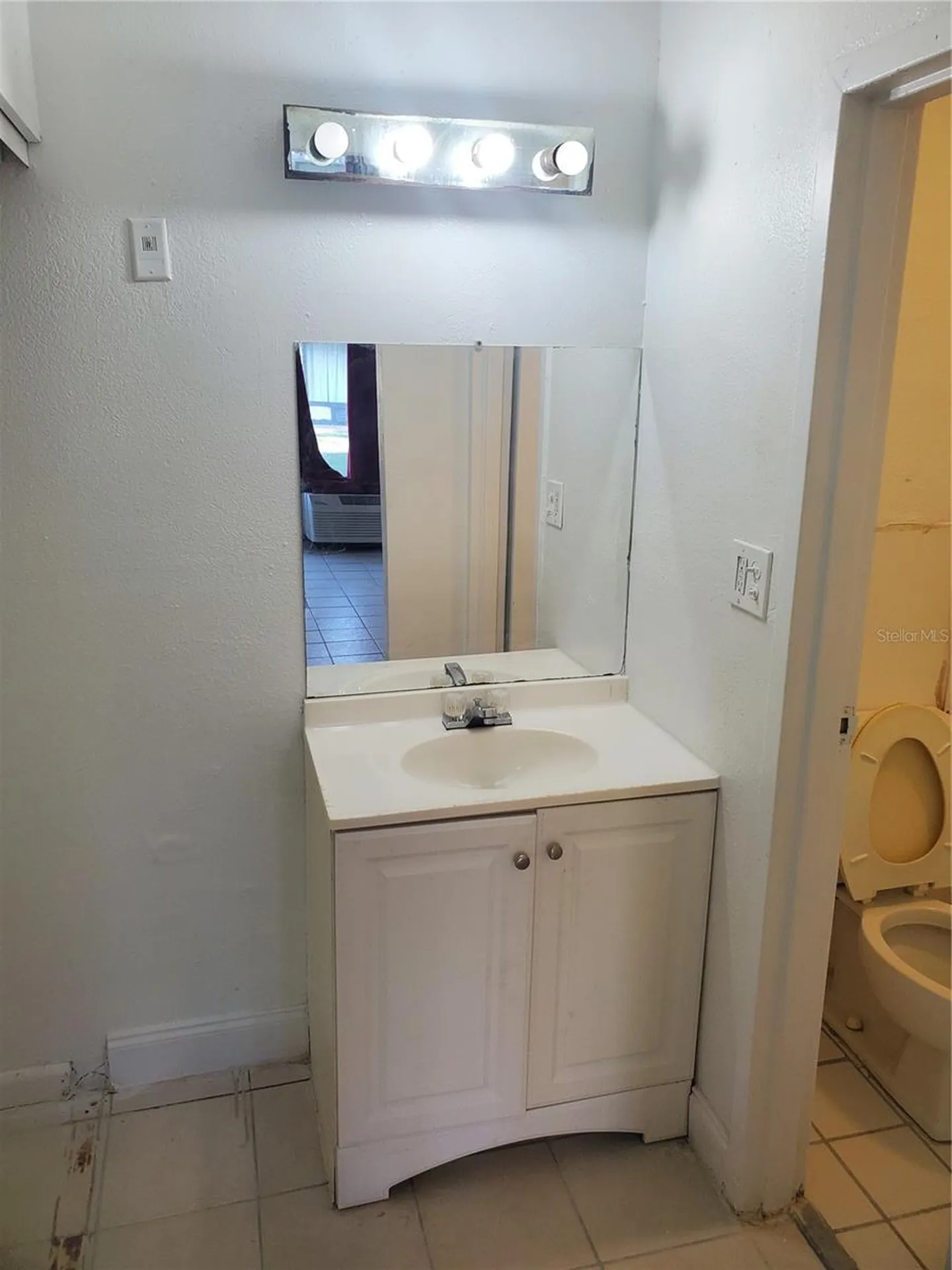 7900 S Orange Blossom Trail Orlando FL 32809