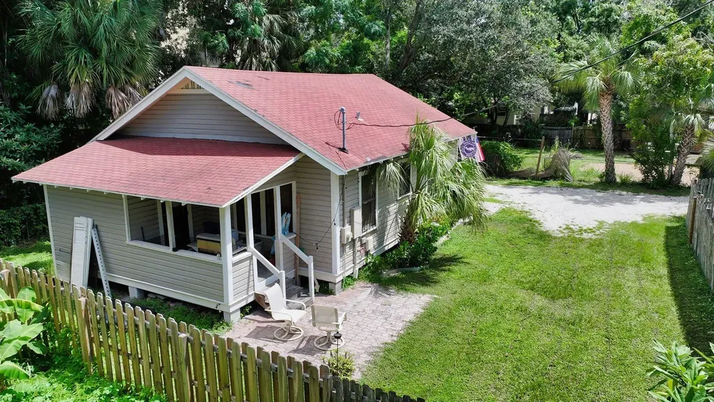 1569 7th Street Sarasota FL 34236