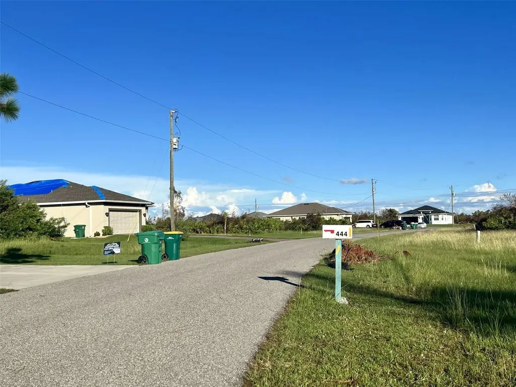 443 Albatross Road Rotonda West FL 33947