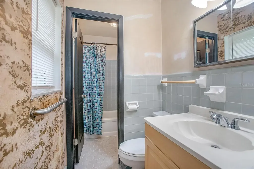 333 Beresford Avenue Deland FL 32724