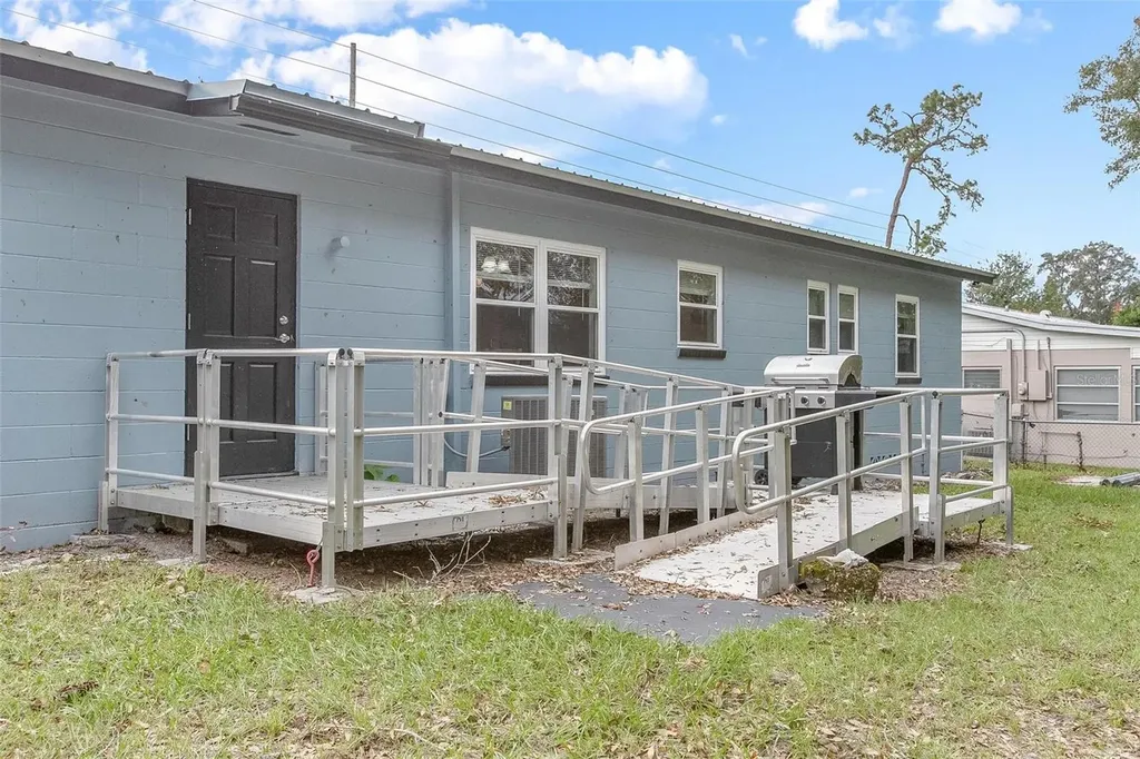 333 Beresford Avenue Deland FL 32724