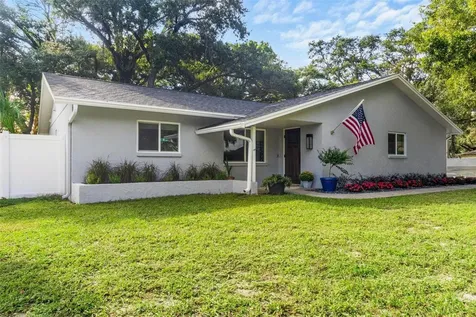 5761 72nd Street N St Petersburg FL 33709