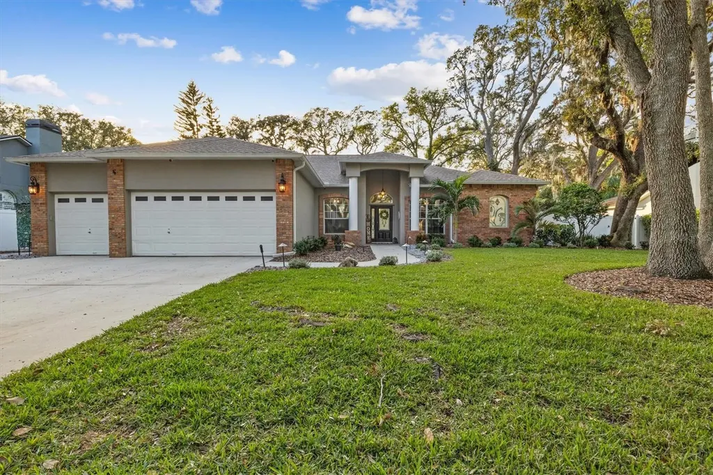 2553 Regal River Road Valrico FL 33596