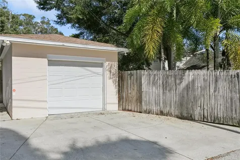 130 23rd Avenue N St Petersburg FL 33704