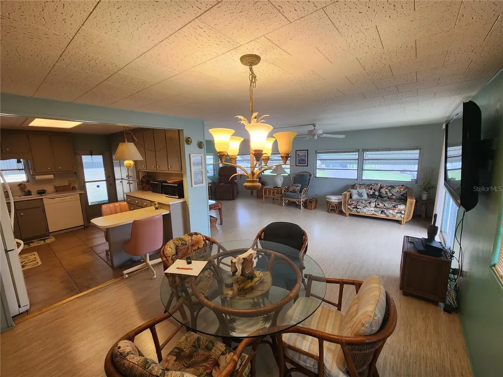 5317 Chateau Lane Bradenton FL 34207