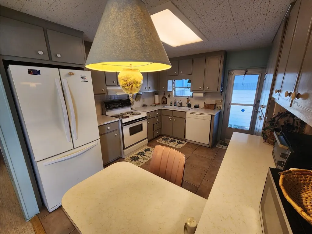 5317 Chateau Lane Bradenton FL 34207