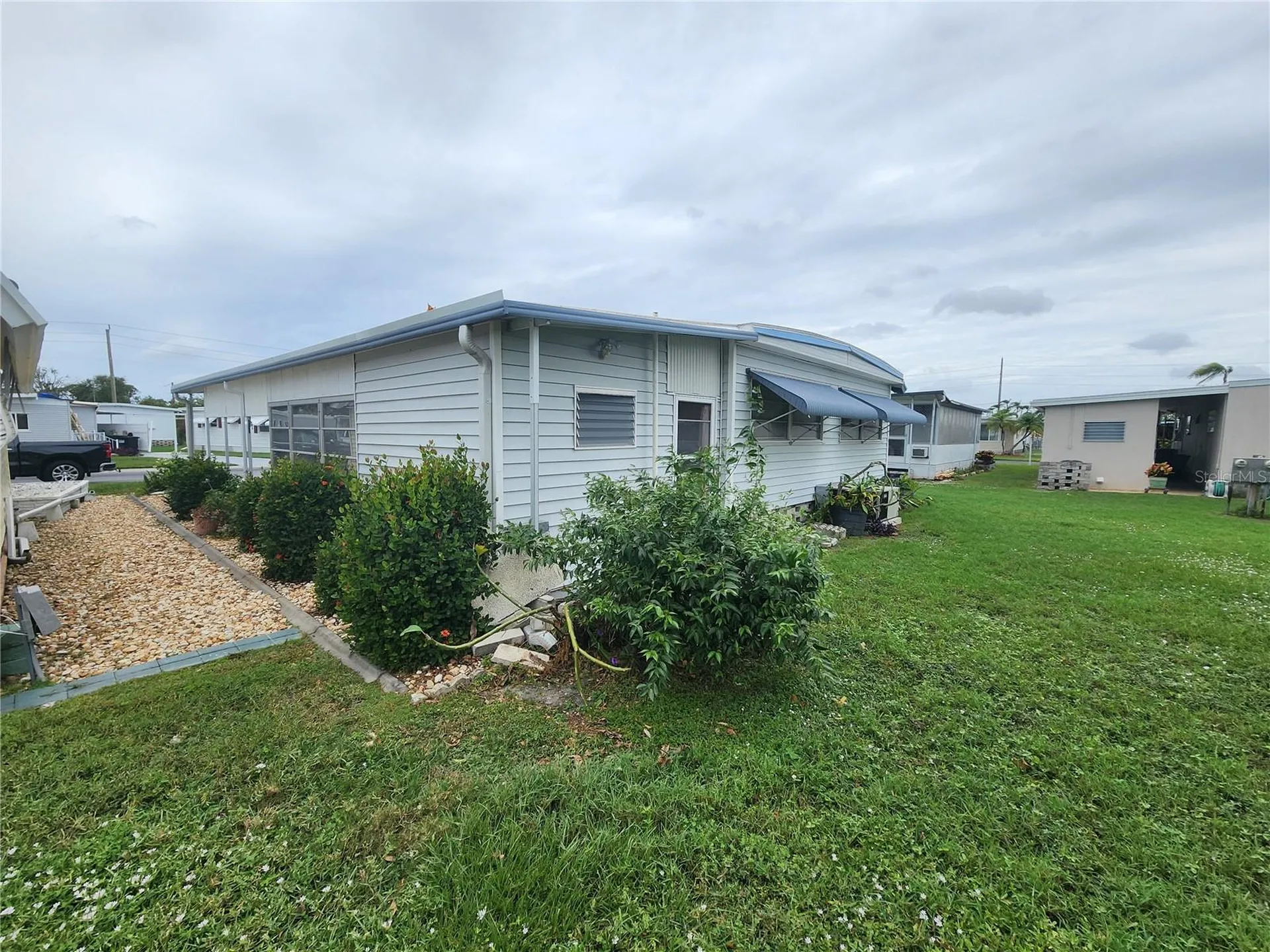 5317 Chateau Lane Bradenton FL 34207