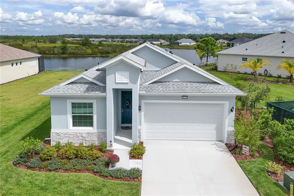 8632 Bridgeport Bay Circle Mount Dora FL 32757