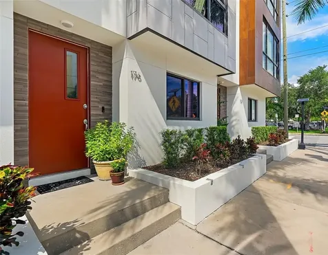 176 8th Street N St Petersburg FL 33701