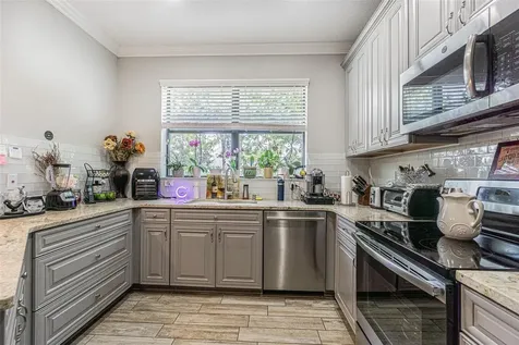 9136 Fox Sparrow Road Tampa FL 33626