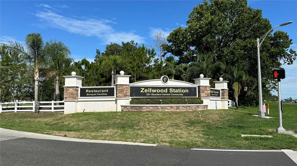 3517 S Citrus Circle Zellwood FL 32798