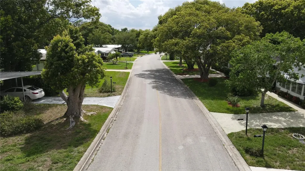 3517 S Citrus Circle Zellwood FL 32798