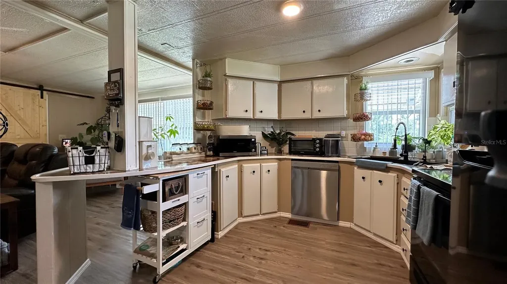 3517 S Citrus Circle Zellwood FL 32798