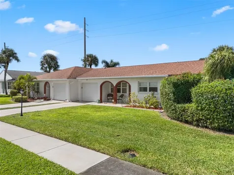 652 Desoto Lane Indian Harbour Beach FL 32937