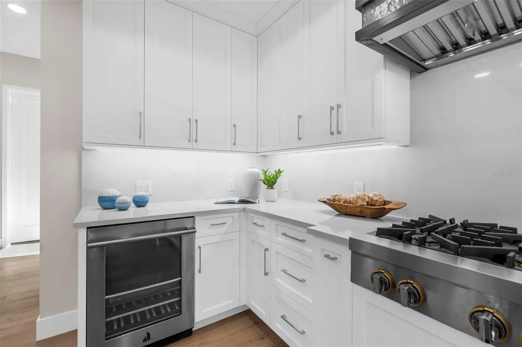 8030 Midnight Pass Road Sarasota FL 34242