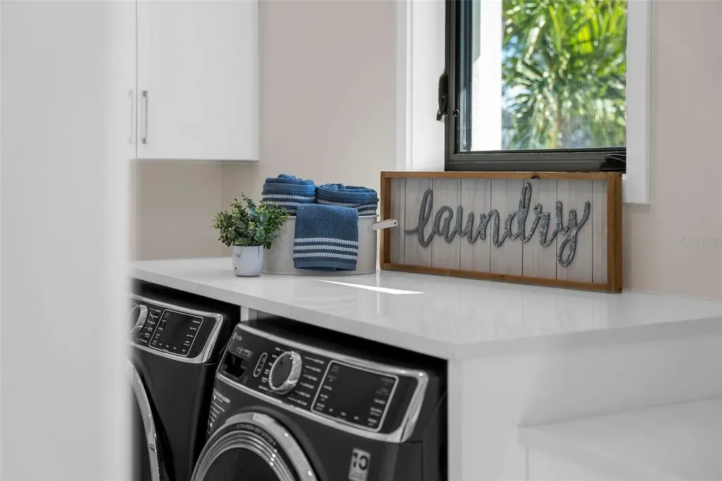 8030 Midnight Pass Road Sarasota FL 34242